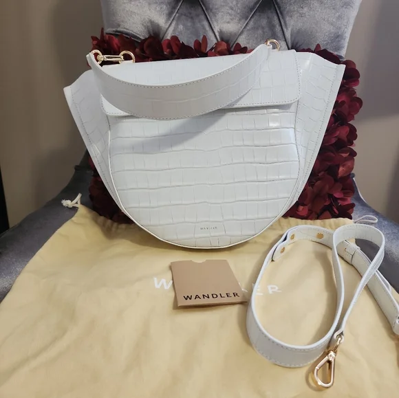 Crocodile embossed Hortensia handbag in optic white(excellent condition) - Picture 3 of 16